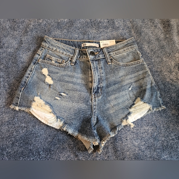 SO Pants - NWT SO super high rise cut off shorts size 5 / 27w